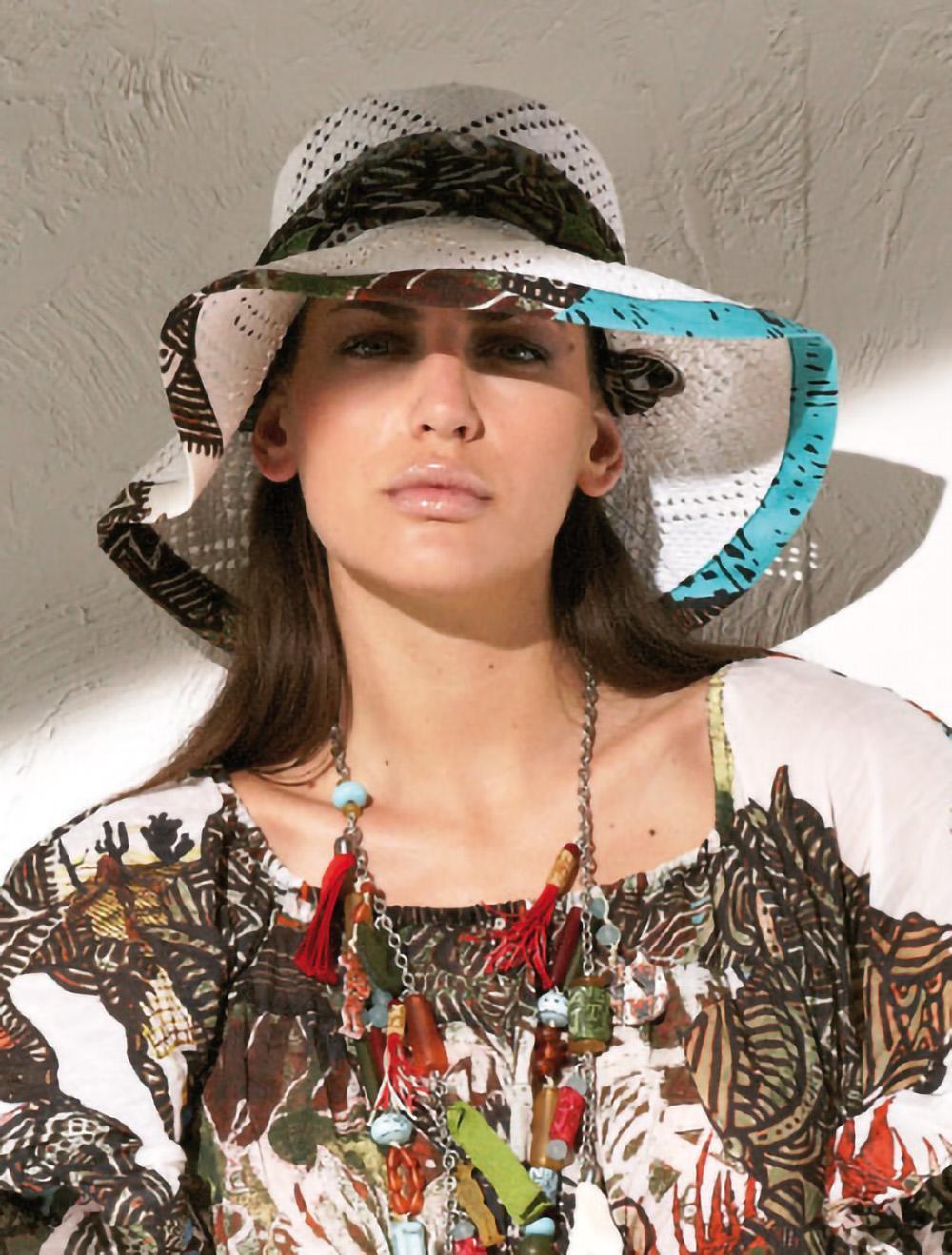 Save The Queen Cappello bianco in carta tessile con decorazione 2025