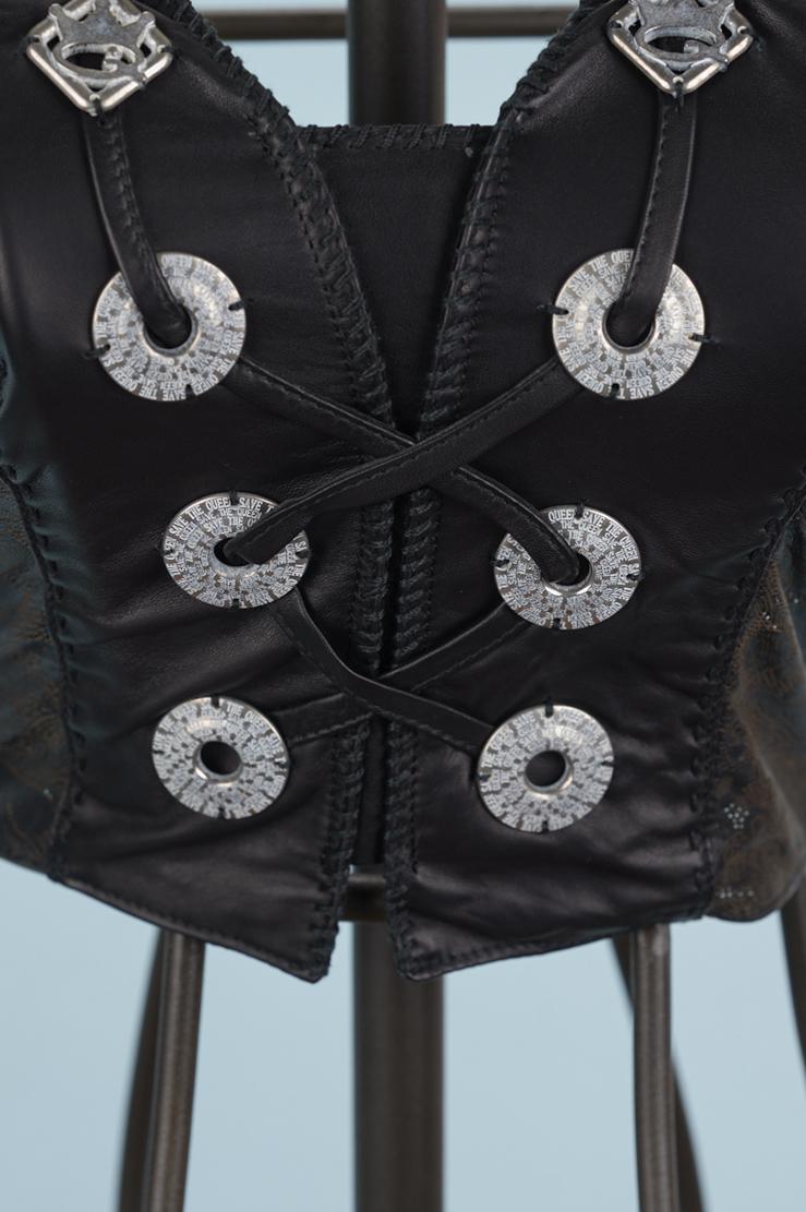 Save The Queen Gilet color nero in vera pelle con applicazioni In Linea