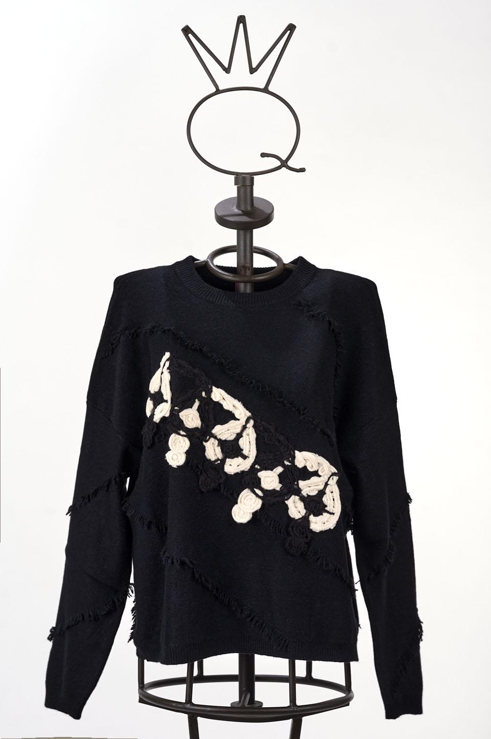 Save The Queen Maglia larga nera Novità