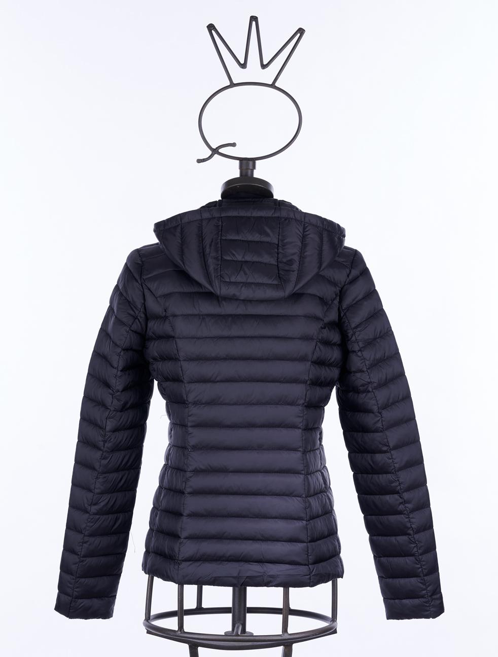 Save The Queen Piumino leggero color nero Sottocosto