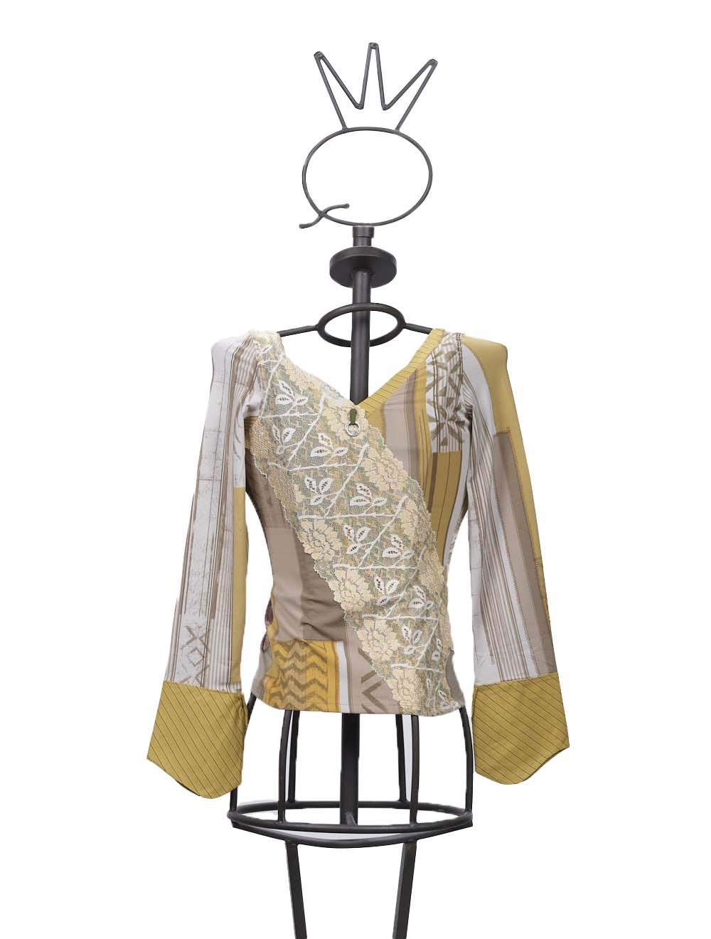 Save The Queen T-shirt con stampa ed applicazioni in pizzo e tessuto Vendita
