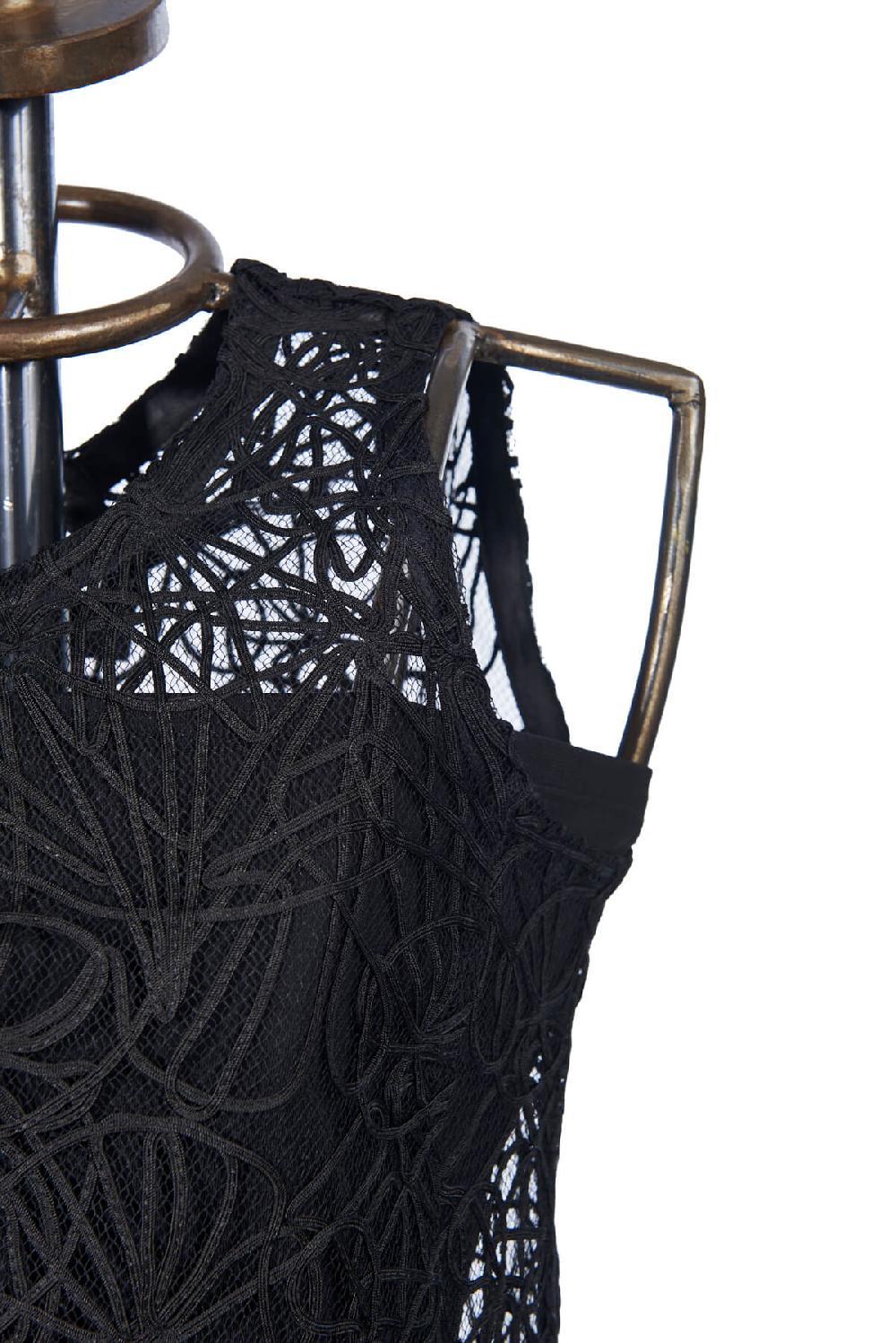 Save The Queen Top in pizzo nero con dettaglio in tessuto stampato Sconto di tempo limitato