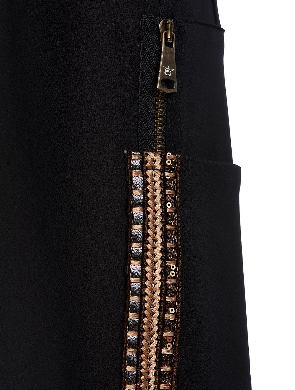 Save The Queen Pantaloni in crepe nero con dettagli di passamaneria Smaltimento dello stoccaggio