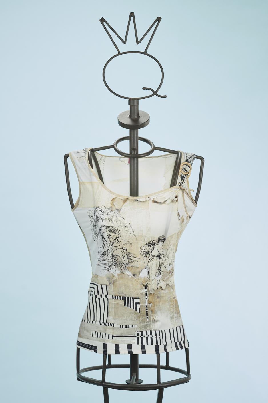 Save The Queen Top stampato Shopping online