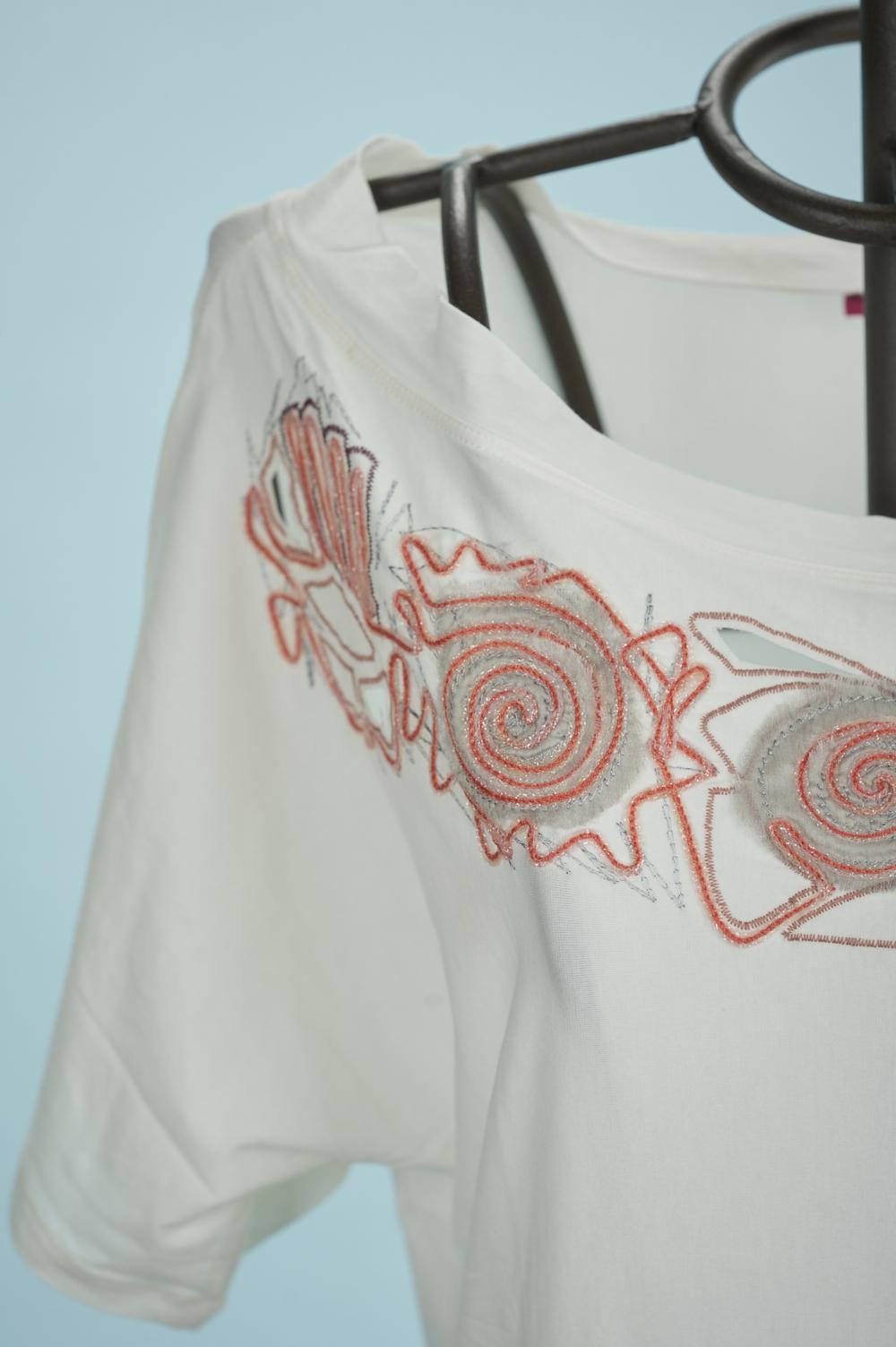 Save The Queen T-Shirt ricamata Offerte esclusive