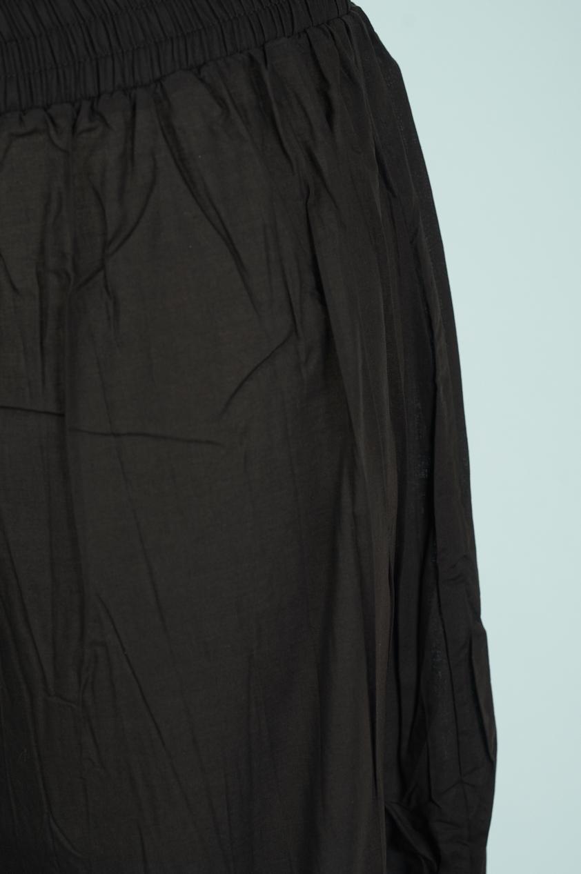 Save The Queen Pantaloni Discount Store per i nuovi prodotti