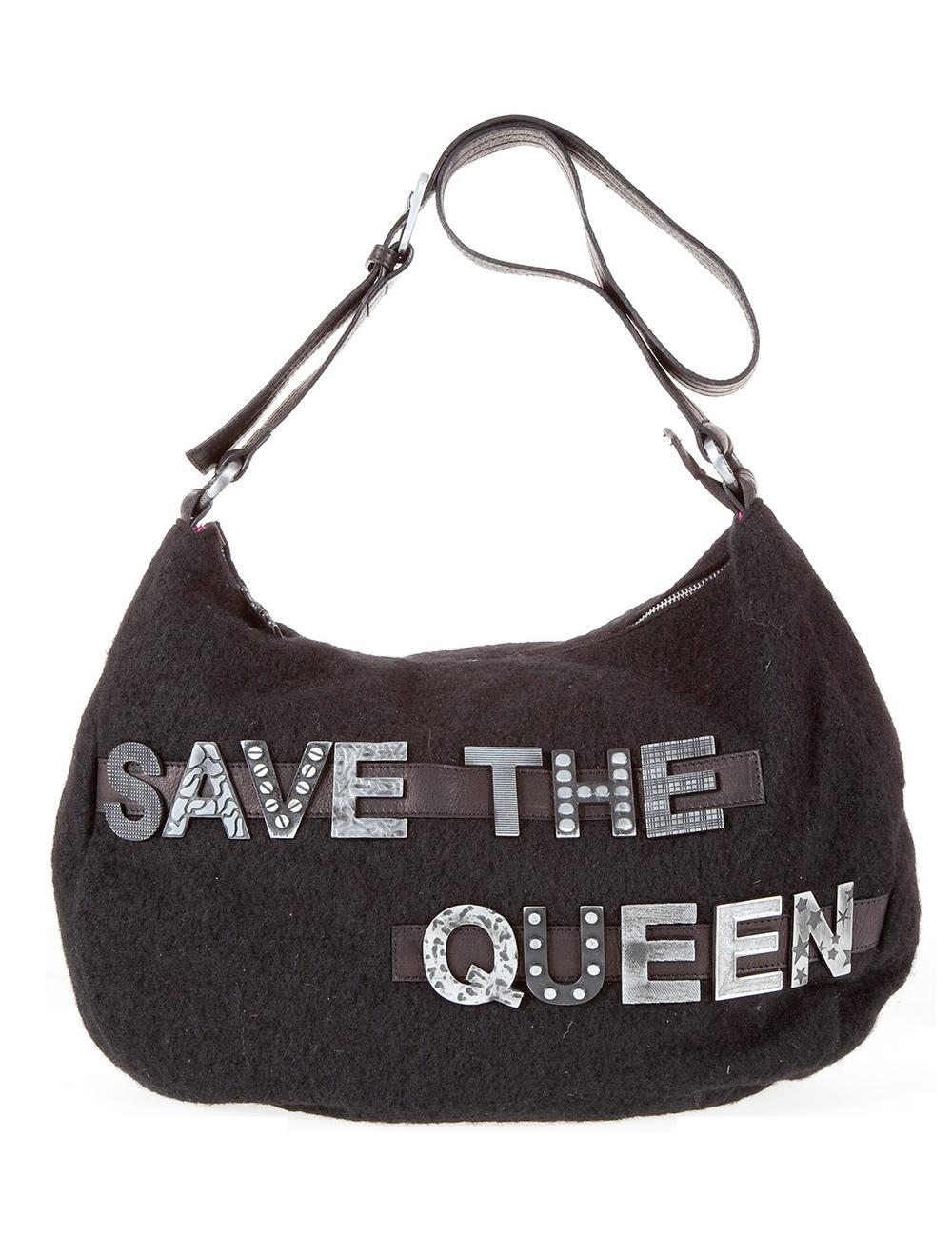 Save The Queen Borsa nera in lana cotta con elementi decorativi metallici