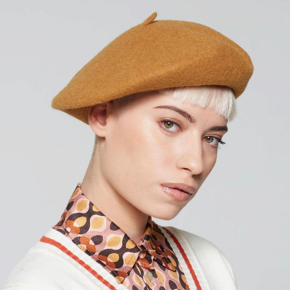 A.S.98 CAPPELLO JOAN