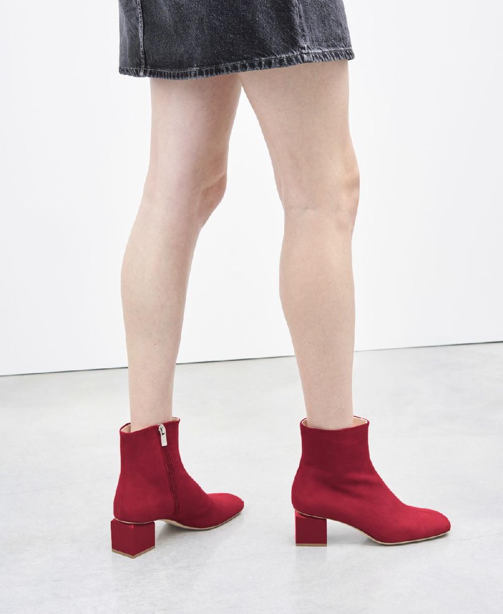 Agl Stivaletto in velour con tacco cubico Rosso Angie Pure Offerte