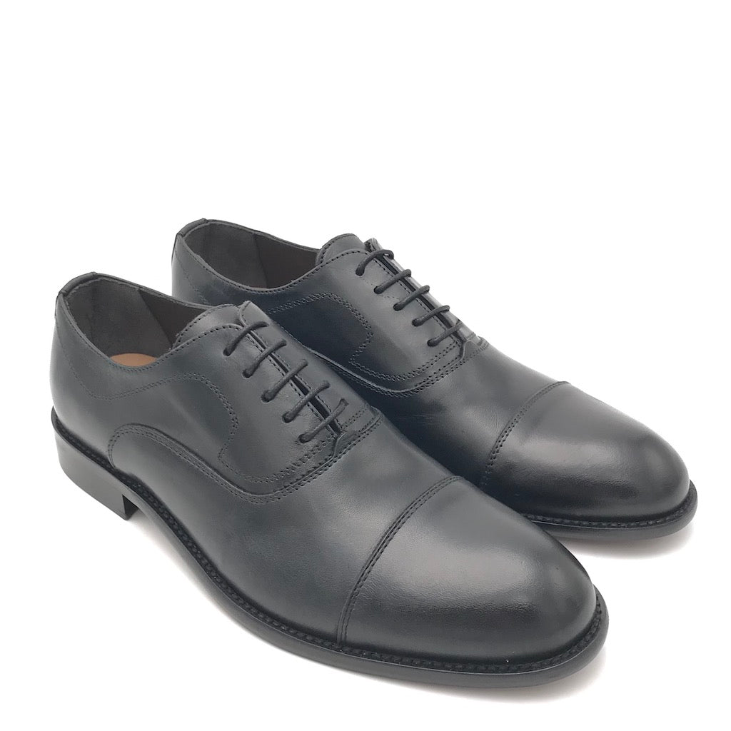 Zulian Calzature Stringata classica nera Outlet