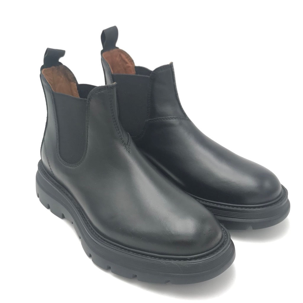 Zulian Calzature Beatles in pelle nera Moda