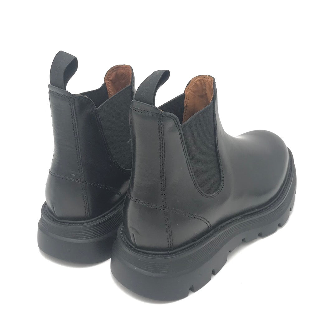 Zulian Calzature Beatles in pelle nera Moda