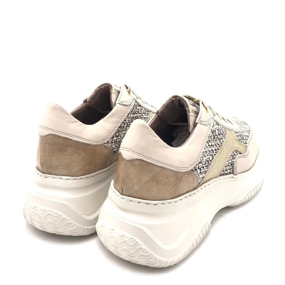 Zulian Calzature Sneakers in pelle latte In Saldo