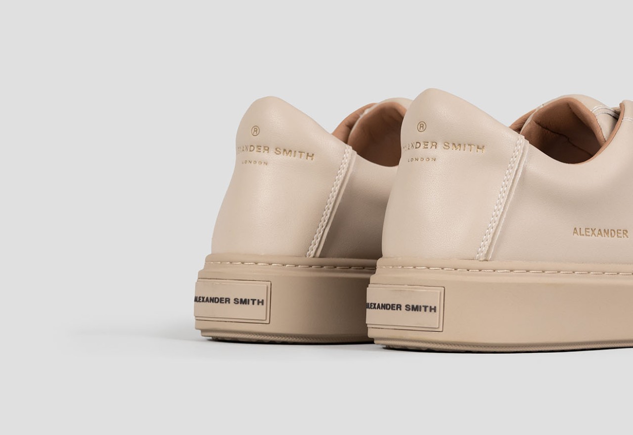 Alexander Smith LONDON MAN TOTAL BEIGE Negozio