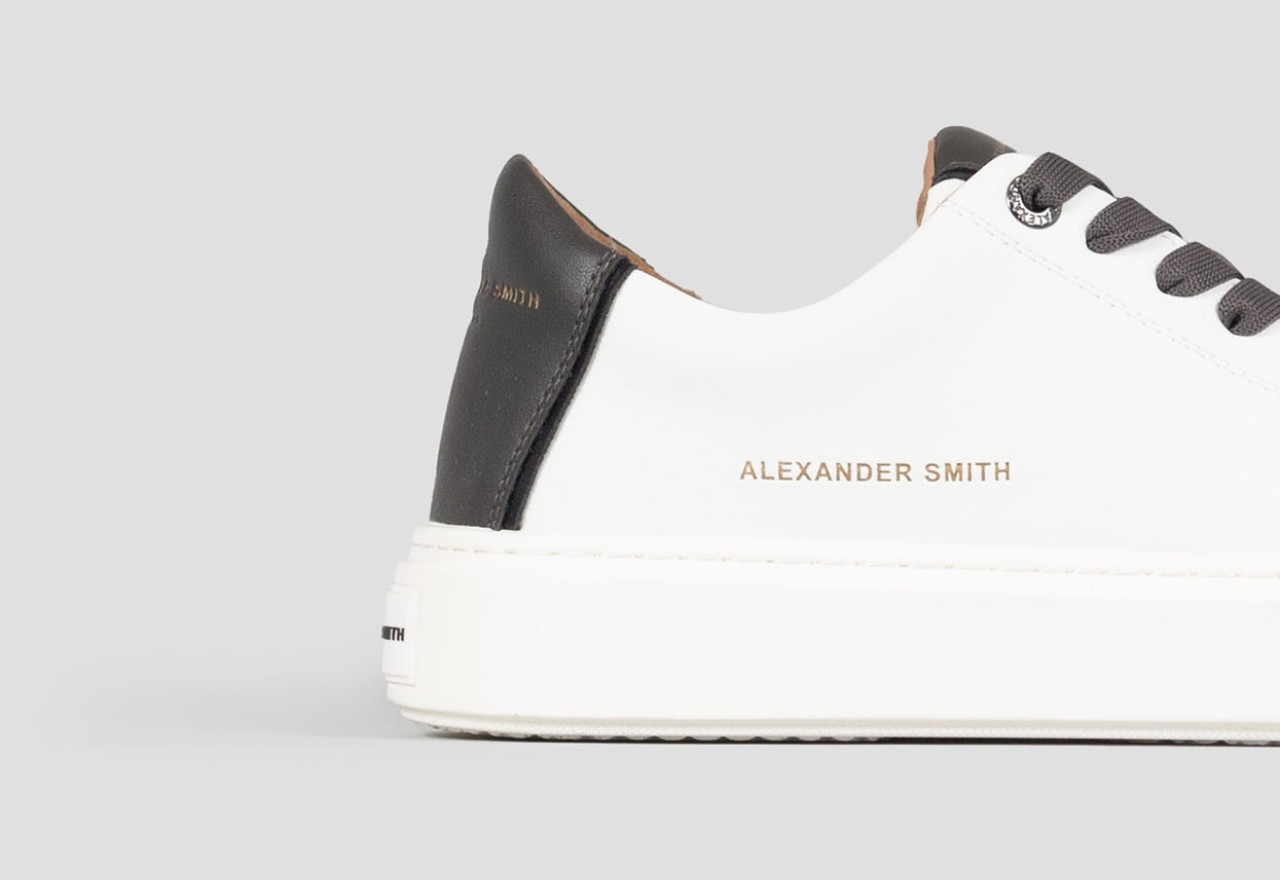 Alexander Smith LONDON MAN WHITE DARK SMOKE 2025