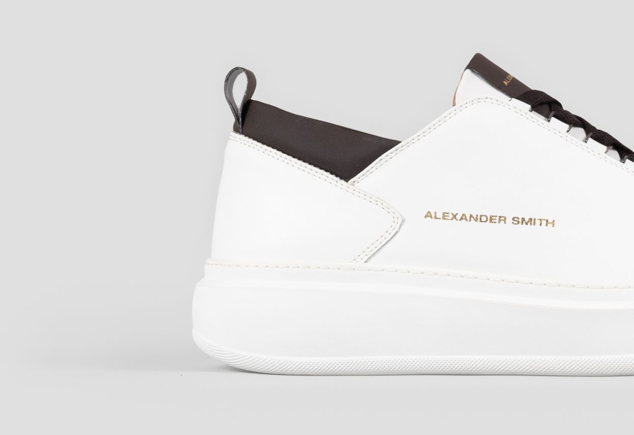 Alexander Smith WEMBLEY MAN WHITE DARK BROWN Soddisfazione Garantita
