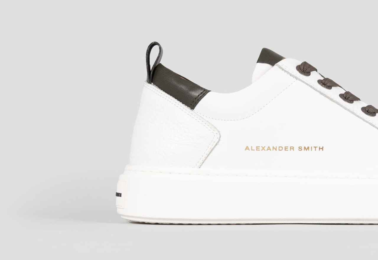 Alexander Smith BOND MAN WHITE MILITARY Ultimi due giorni