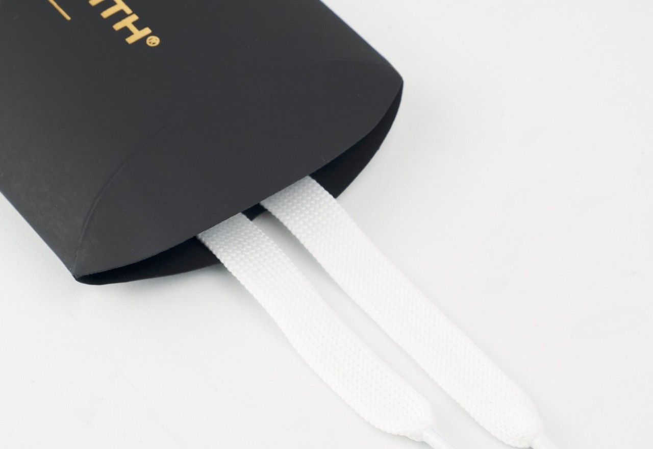 Alexander Smith WHITE LACES MAN - Wembley & Bond Shopping Online