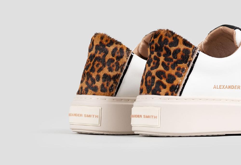 Alexander Smith LONDON WOMAN WHITE MAC SAND Offerta