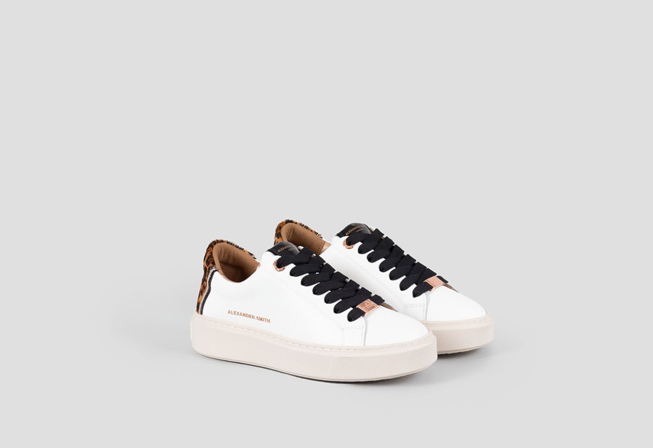 Alexander Smith LONDON WOMAN WHITE MAC SAND Offerta
