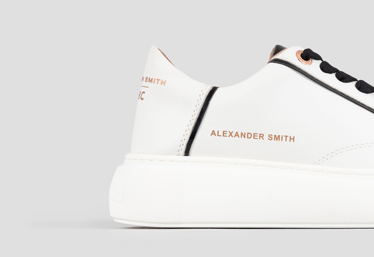 Alexander Smith ECO-GREENWICH WOMAN WHITE BLACK 2025