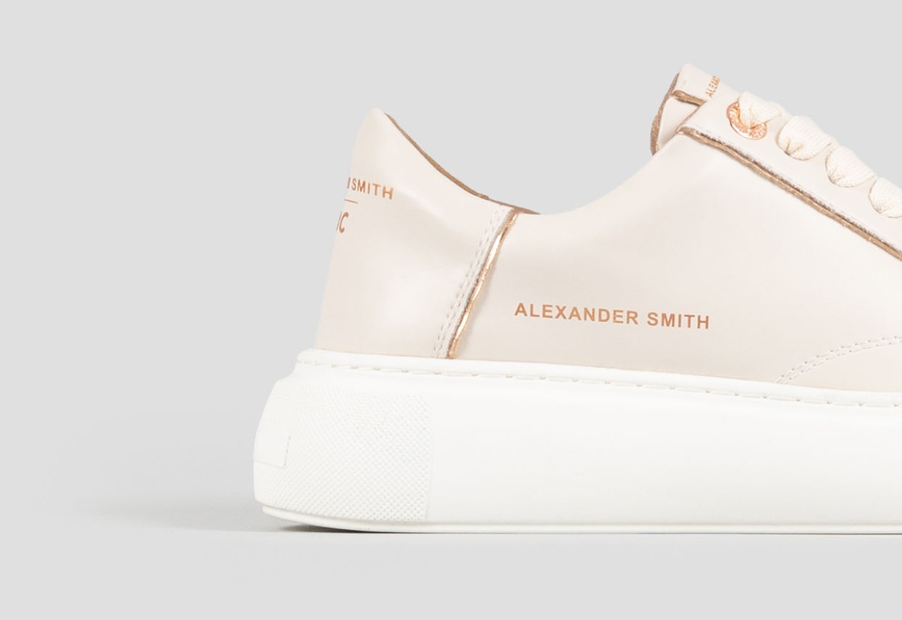 Alexander Smith ECO-GREENWICH WOMAN CREAM COPPER 2025