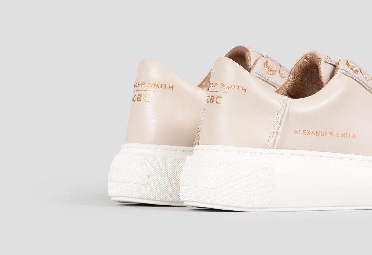 Alexander Smith ECO-GREENWICH WOMAN SAND Promozione